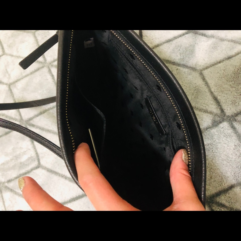 Kate Spade ♠️ Crossbody - Picture 4 of 8
